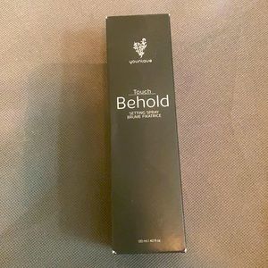 Younique Behold Setting Spray